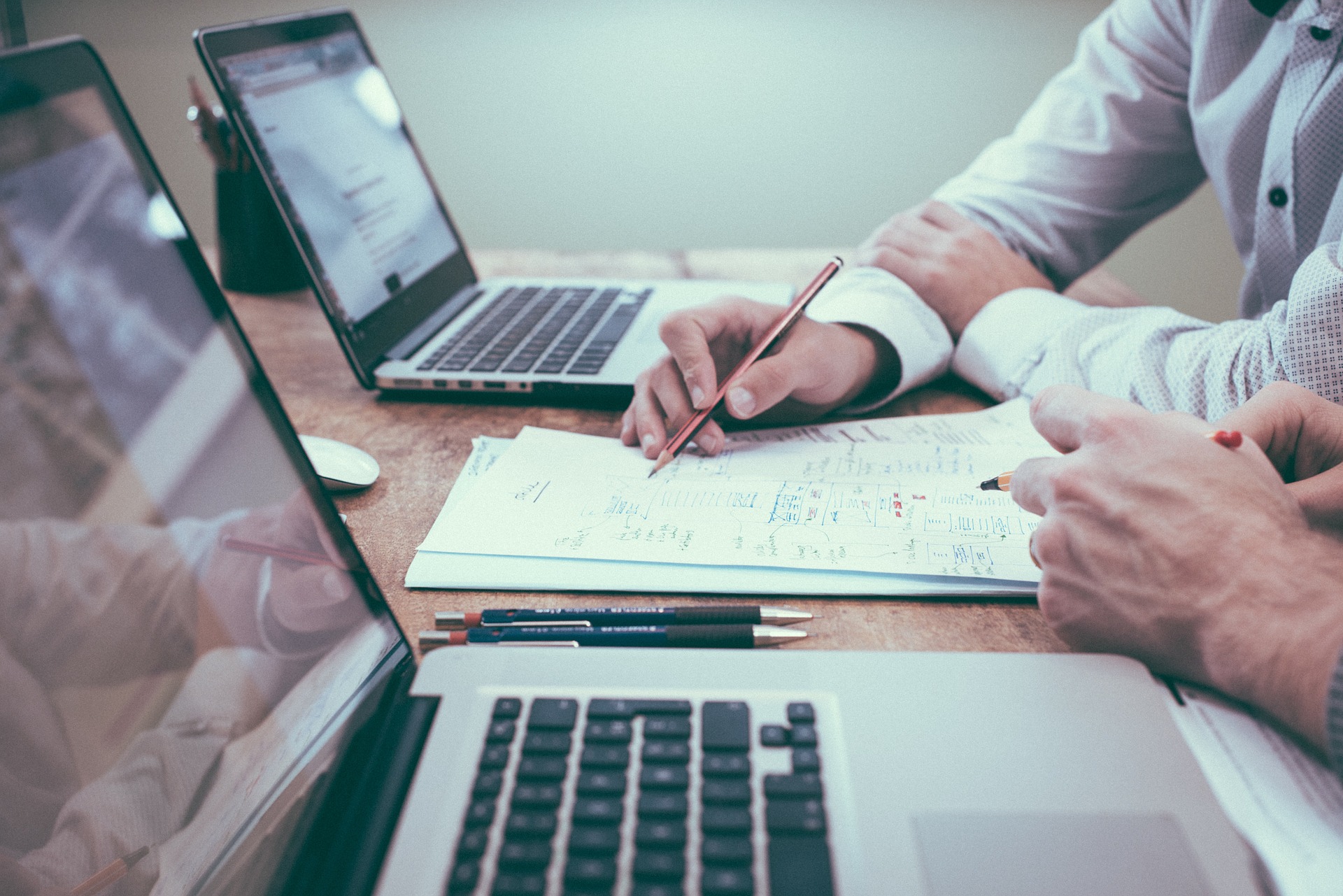 FAMI: Avviso per la  selezione di quattro professionisti 